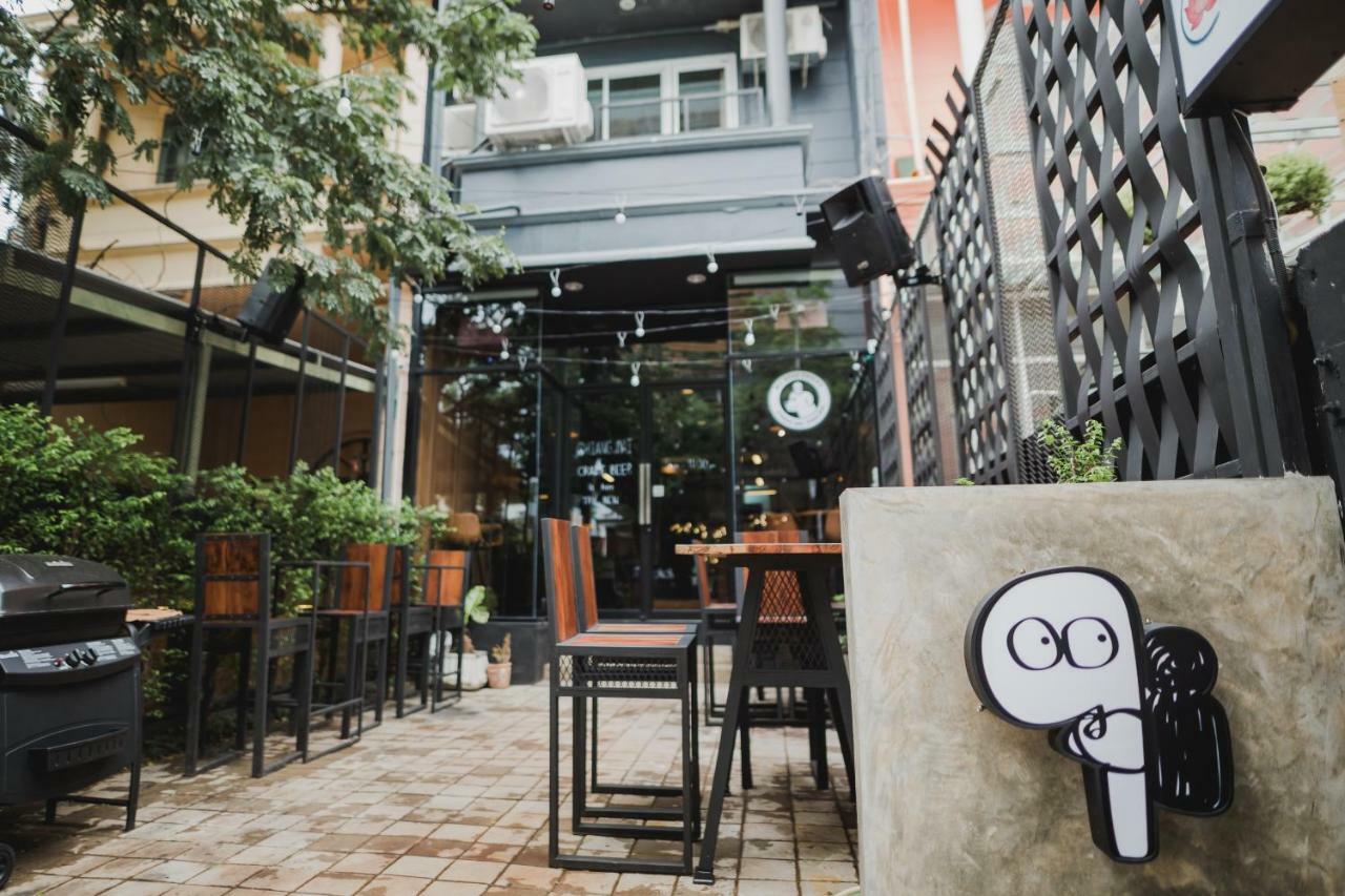 No.9 Hostel&Cafe Chiang Mai Buitenkant foto